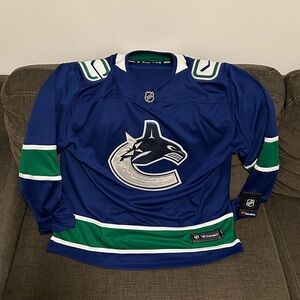 Fanatics Authentic Vancouver Canucks NHL Hockey Breakaway Jersey Men’s Sz: XL